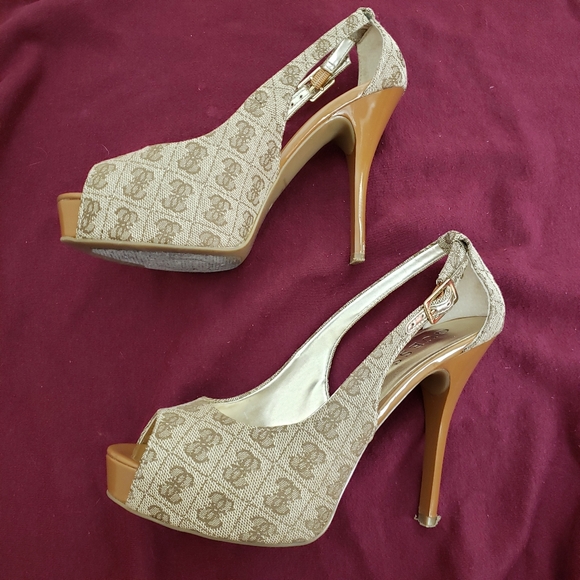 GUESS Hondo Stiletto Platform Pumps, brown G print - Picture 2 of 11
